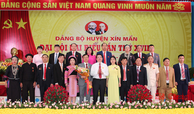 Đại hội đại biểu Đảng bộ huyện Xín Mần thành công tốt đẹp